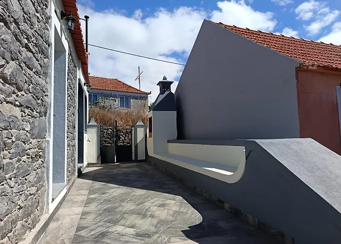 Adelaide's * Ponta do Pargo